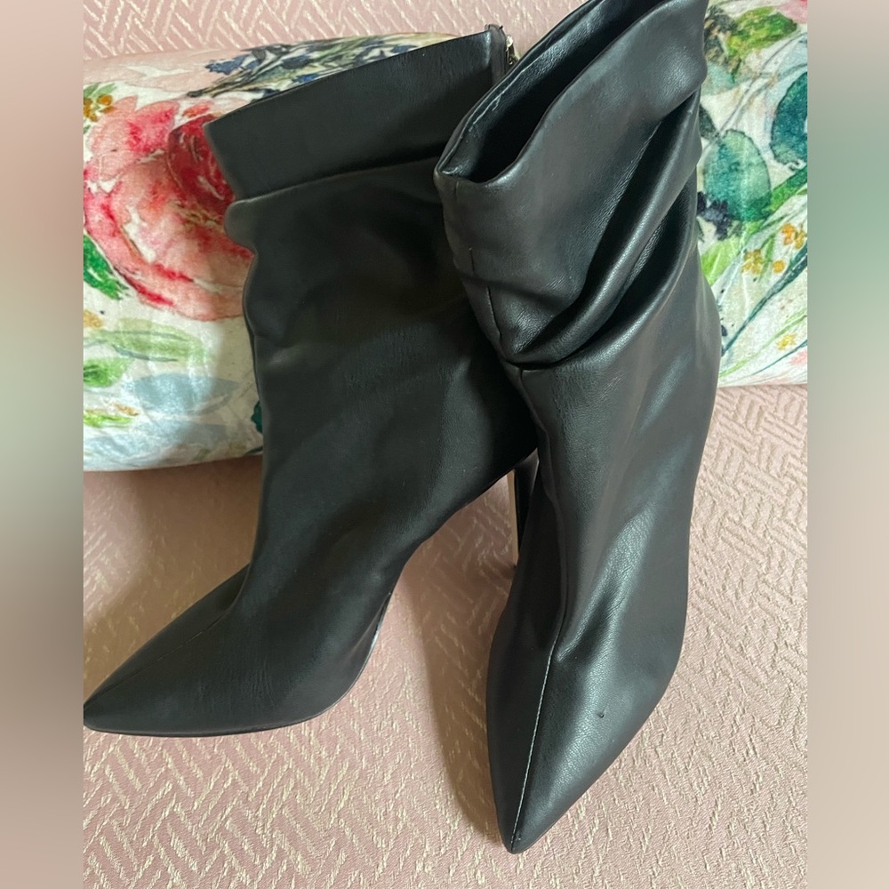 Jessica Simpson Black High Heeled Ankle Boots, with zipper backs